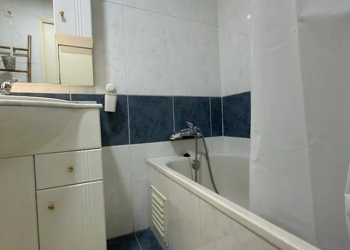 Excelente Em Apartamento *